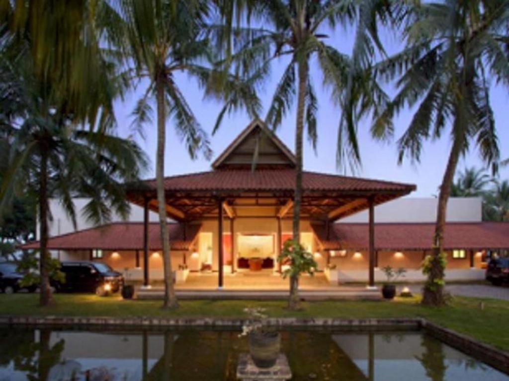 Grand Elty Krakatoa Otel Kalianda Dış mekan fotoğraf